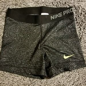 Nike dry fit shorts medium