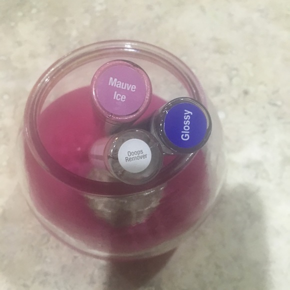Mauve Ice