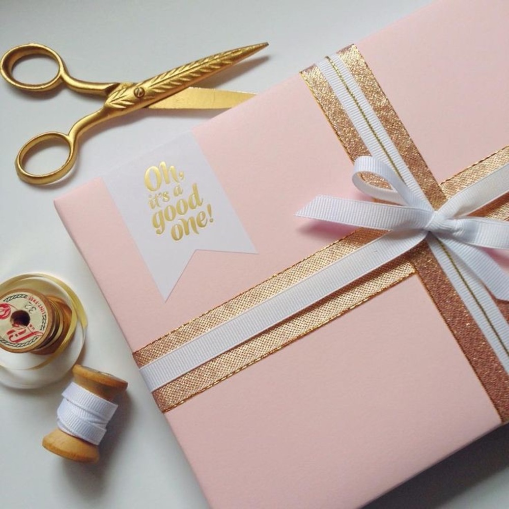 ✨ GIFT WRAPPING ✨