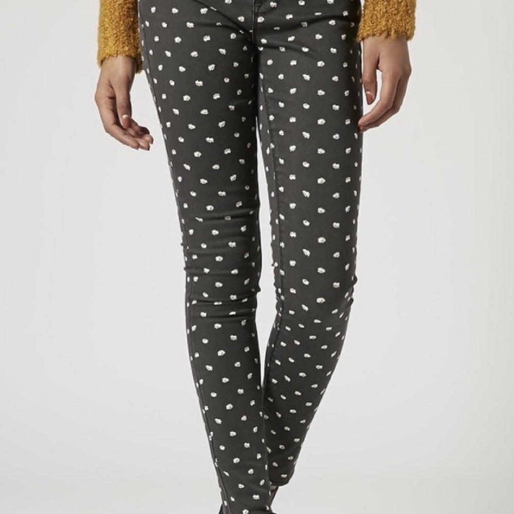 HOST PICK ♥️ Daisy Skinny Jeans