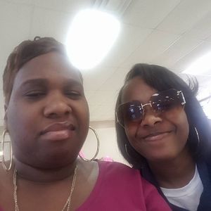 Meet your Posher, Joy