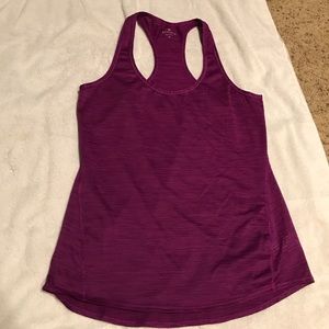 Athleta Chi Shadow Stripe Chi Tank Size M