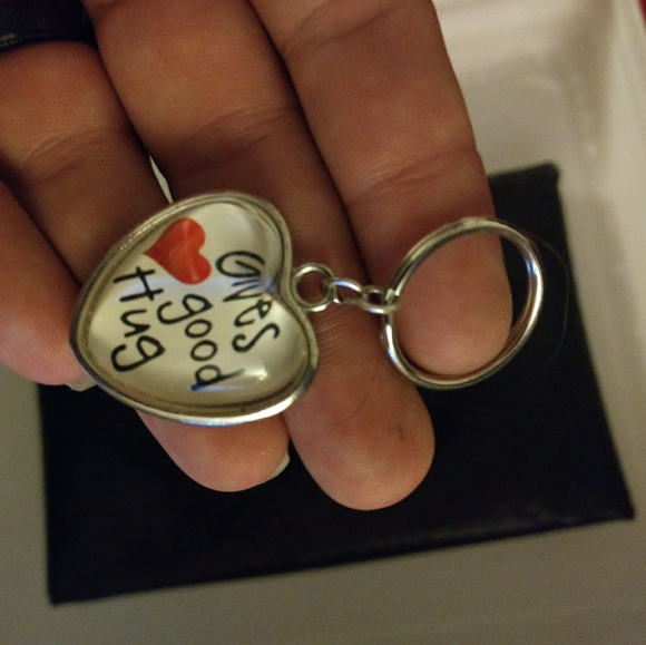 Handmade By: Michelle Accessories - NWOT Gives good hugs keychain