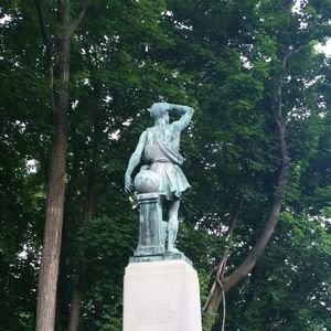 Meet your Posher, Frank