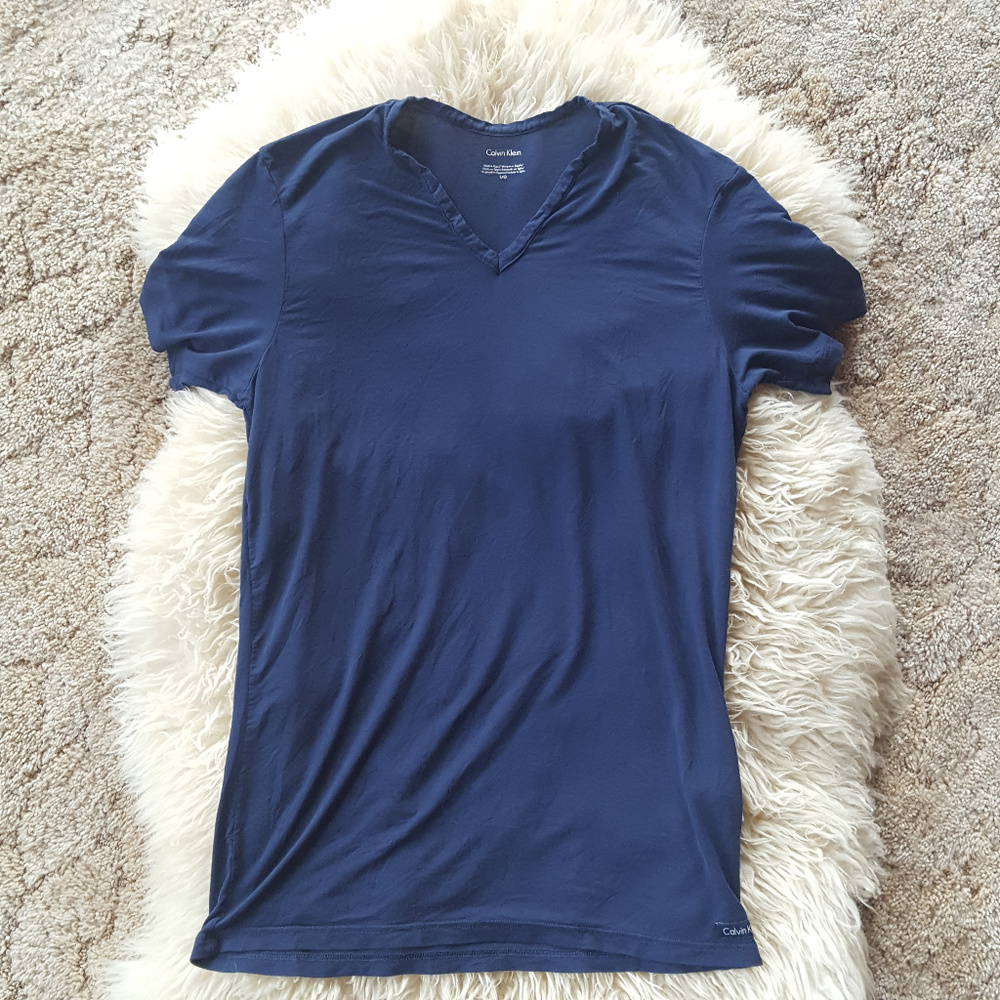 Calvin Klein Tee Shirt