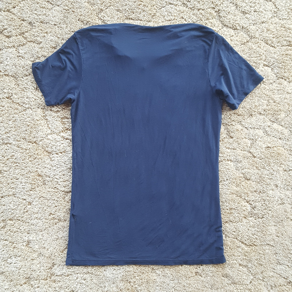 Calvin Klein Tee Shirt - Picture 4 of 5