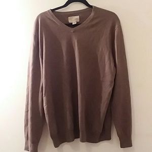 🟠 EUC - Article 365 v neck sweater - size L