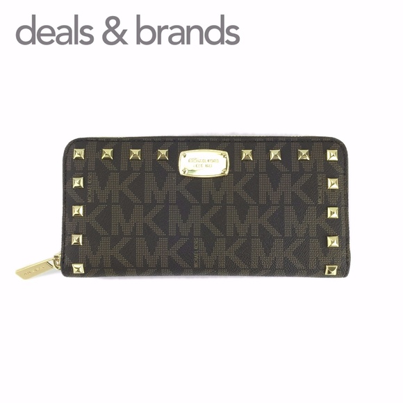 NWT MICHAEL KORS JetSet Item Studded ZA Con.Wallet
