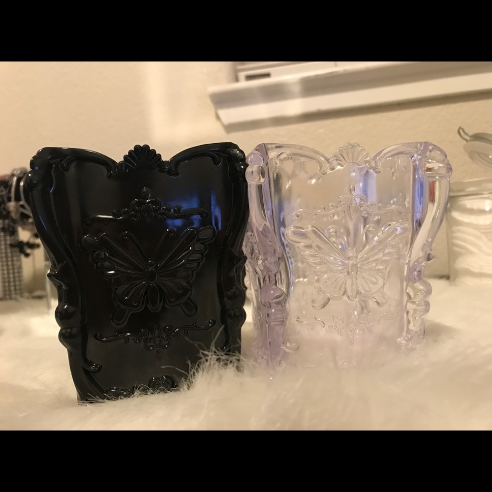Clear and Black Acrylic Brush Holder