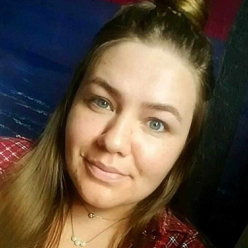 Meet your Posher, Marisa