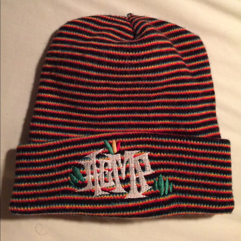 Old school knit beanie. Good condition