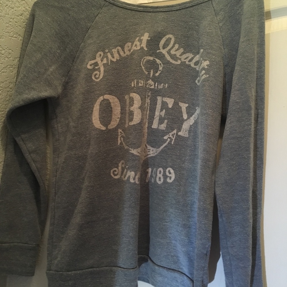 Obey pull over - Picture 3 of 4