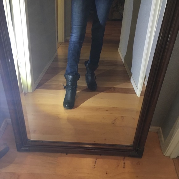 Basic Levi's - Picture 4 of 4