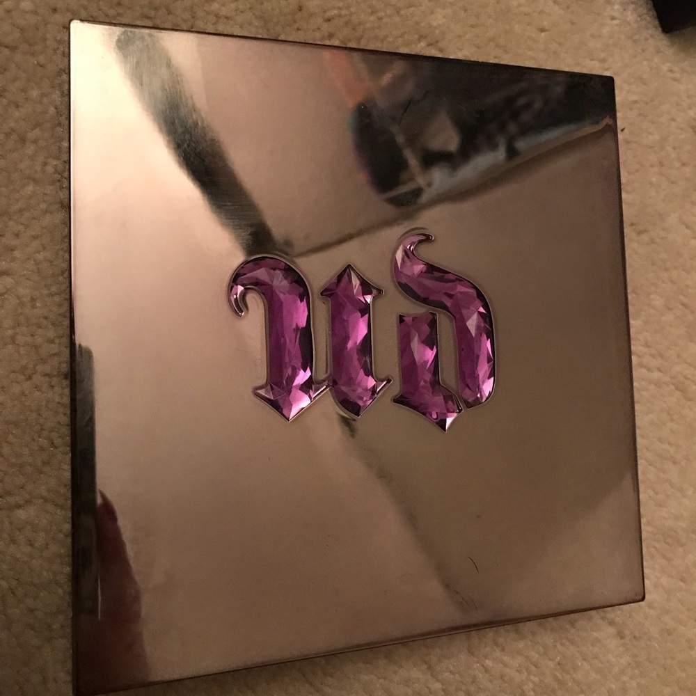 BN Urban Decay UD Eyeshadow Palette