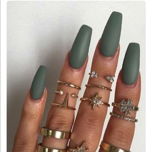 Meet your Posher, Ciara