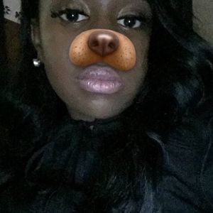 Meet your Posher, Andriea