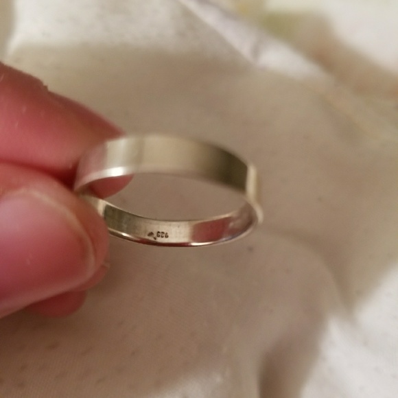 Sterling silver band - Picture 2 of 4