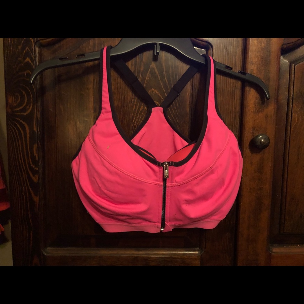 VS sports bra