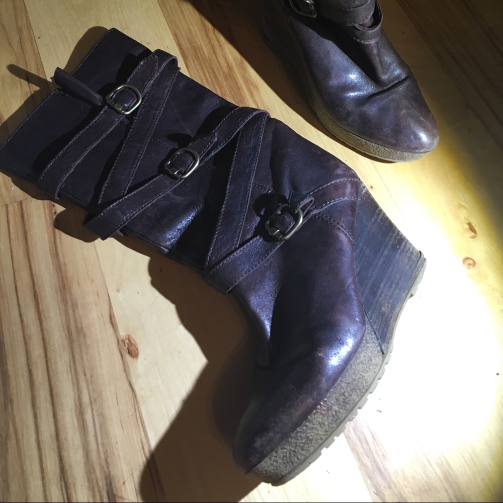 Stacked heel leather combat boot