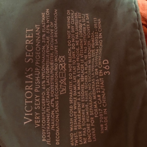 VS bra - Picture 2 of 2