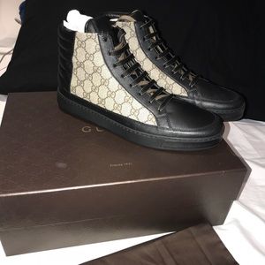Gucci GG Supreme Sneakers