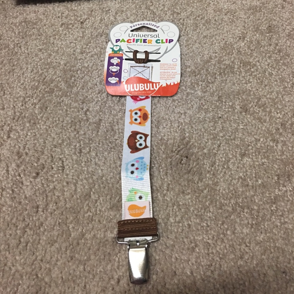 Universal Pacifier Clip