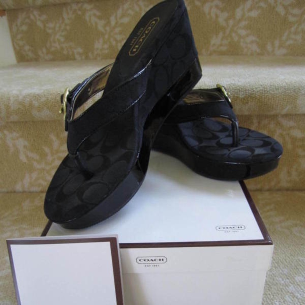 Coach Signature Gracy Sandal