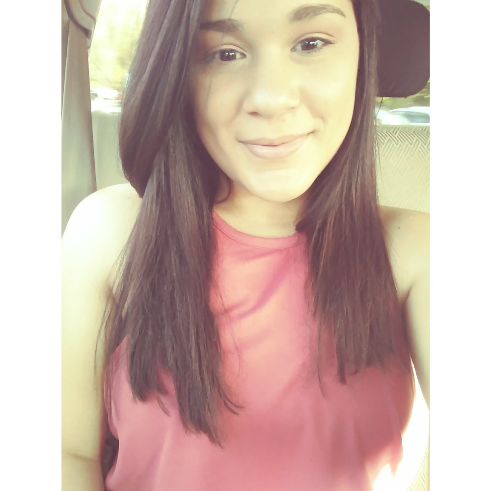 Meet your Posher, Taly