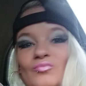 Meet your Posher, Chrissy lee