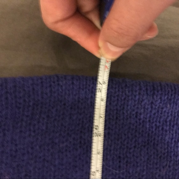 H&M Infinity scarf - Picture 6 of 6