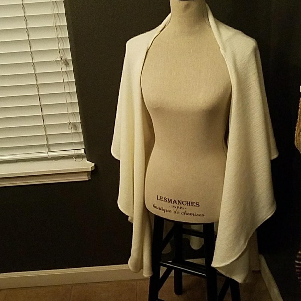 NWOT Craft & Barrow lightweight sweater