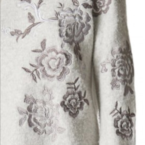 Blank NYC Embroidered Sweater (Vapor Gray) - Picture 2 of 3