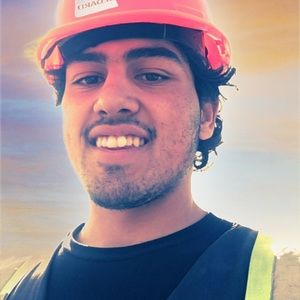 Meet your Posher, Emmanuel