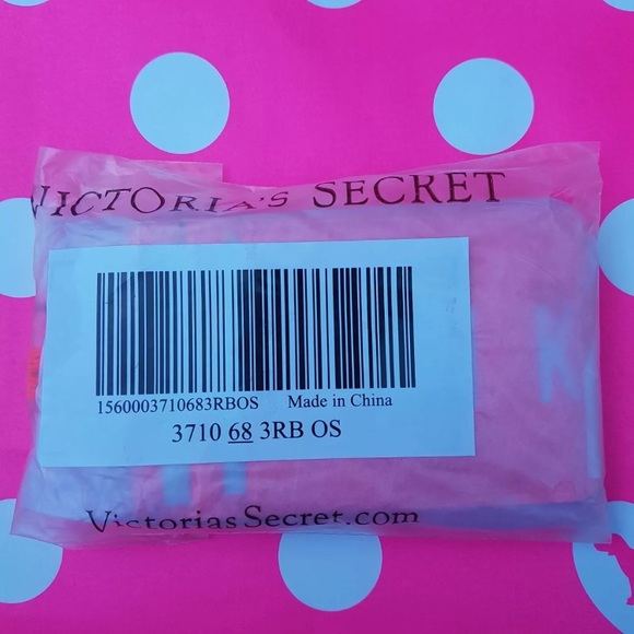 NEW VS PINK ID Holder Lanyard - Picture 3 of 4