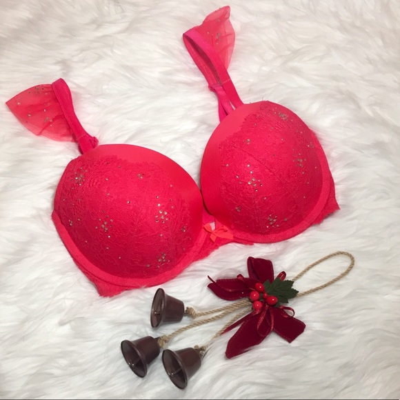 Victoria's Secret Push Up Bra - Picture 2 of 4