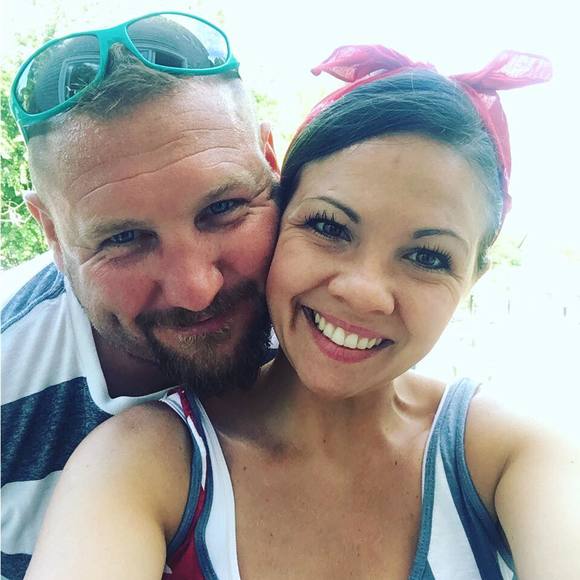 Meet your Posher, Laurie - Picture 1 of 1