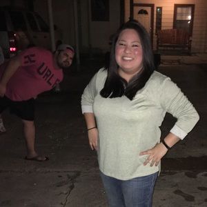 Meet your Posher, Stephanie