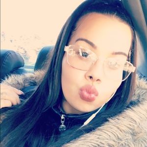 Meet your Posher, Kiara