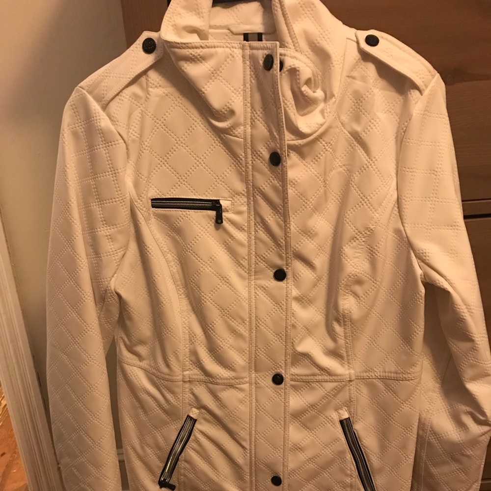 Jessica Simpson white midweight jacket