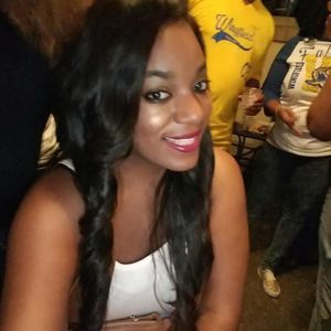 Meet your Posher, Nicole