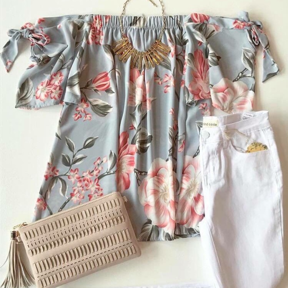 Women’s Floral Cold Shoulder Blouse Size M