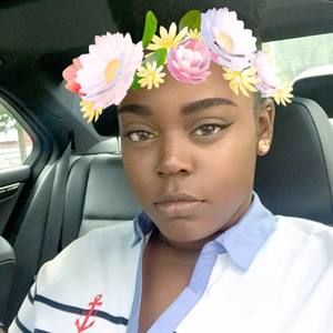 Meet your Posher, Shatavia