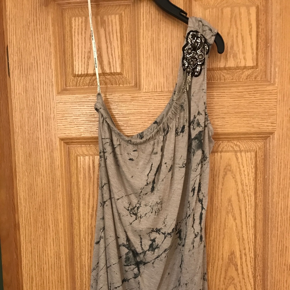 One shoulder Miss Me top