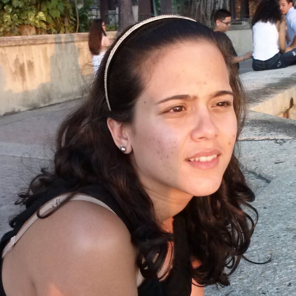 Meet your Posher, Nadia