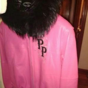 Womens pelle coat