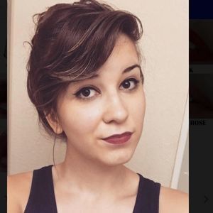 Meet your Posher, Andria