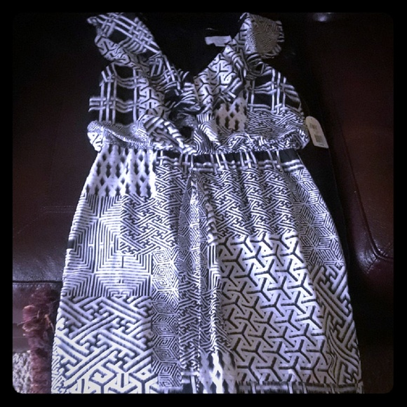 dress - Picture 1 of 2