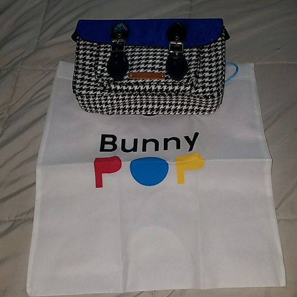 Hand Bag - Picture 7 of 7