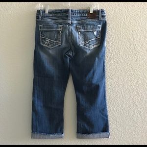 BKE Distressed Starlite Stretch Capri Jeans