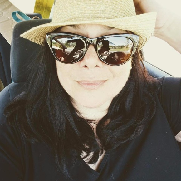 Lily Fuller-Lowe - Picture 7 of 8